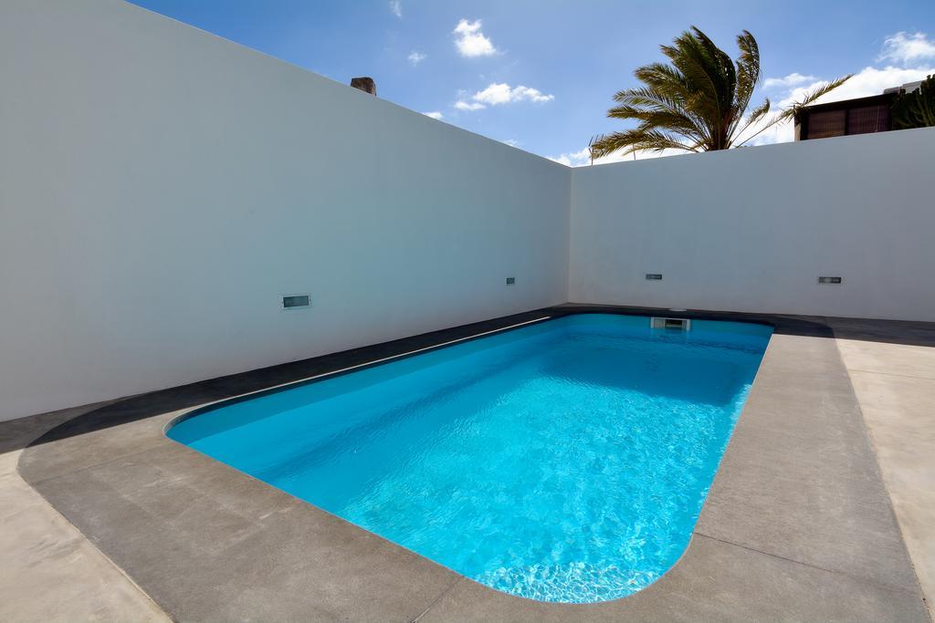 Villa Sunrise Private Pool Puerto Del Carmen By Pvl Exteriör bild